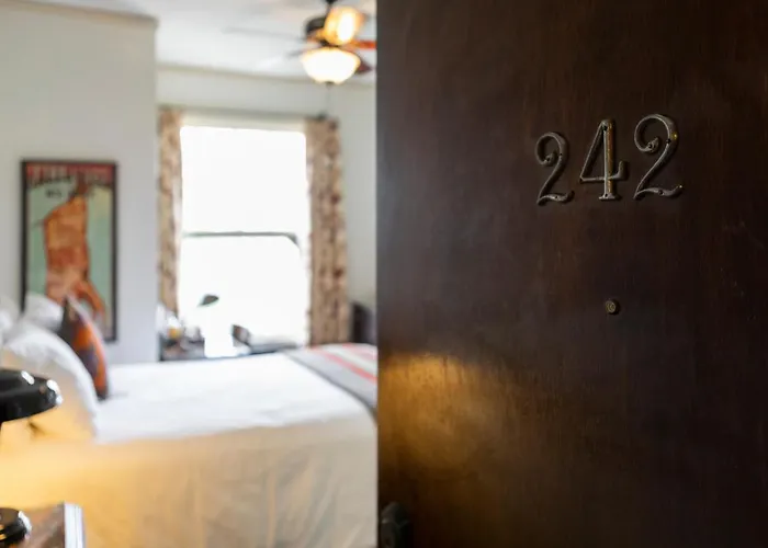 Hotel Congress