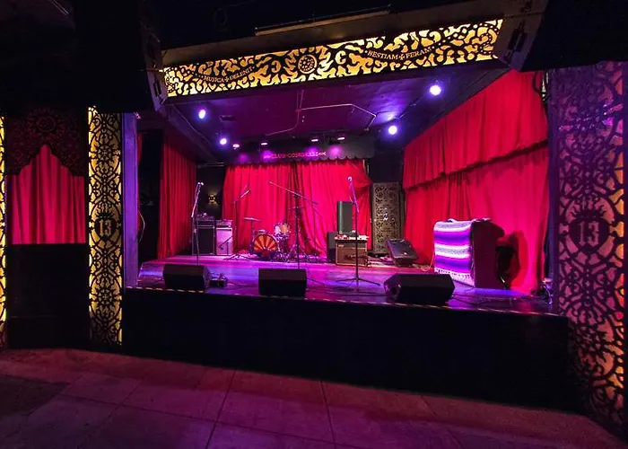 Hotel Congress