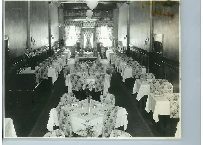 Congress Hotel